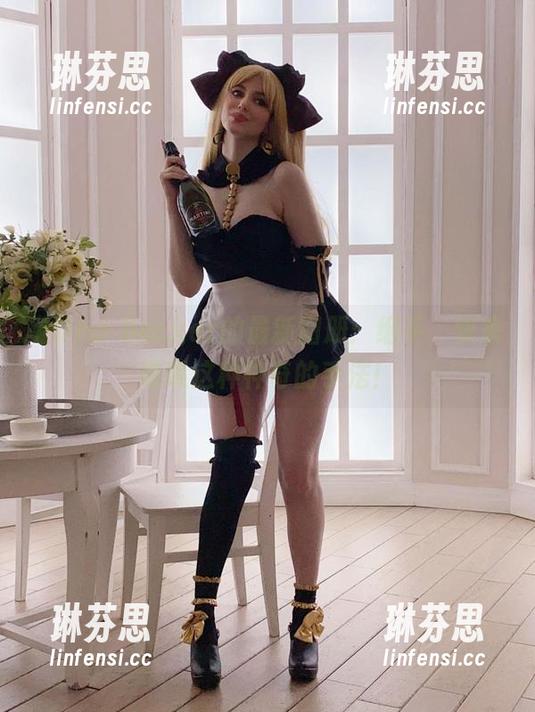 Alina Becker的最新图册：纲手，快来瞧瞧这种神奇的手法！
